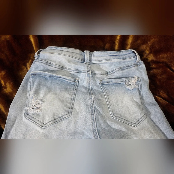 Wax Jean Collection Jeans - Size 7/28 - Light Blue Color with Rips - Picture 2 of 6